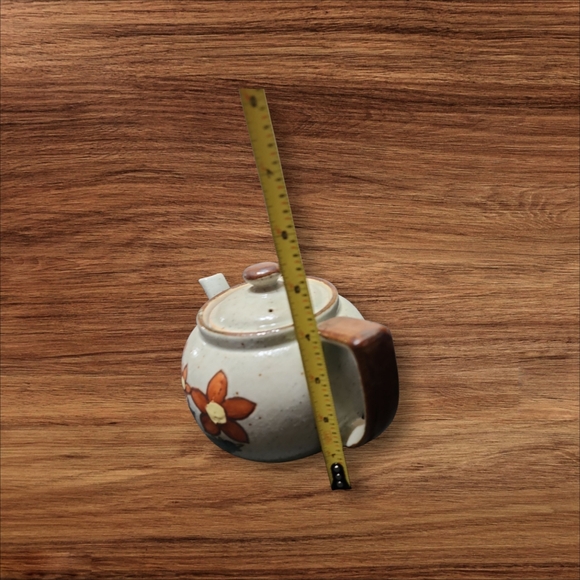 Japan stoneware tea pot. - Picture 7 of 8